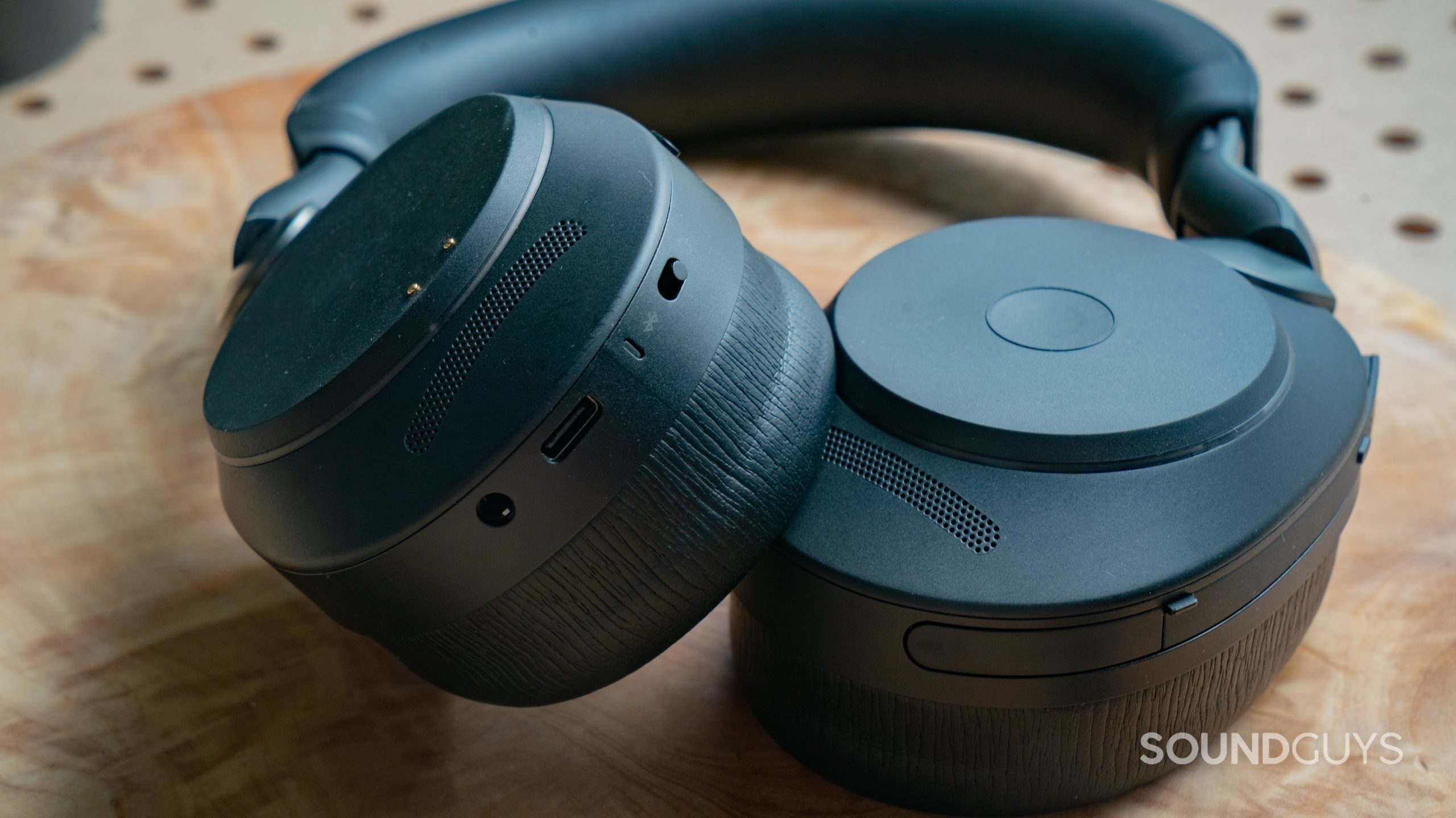 Jabra Evolve2 85 Headphones Are Perfect for the On-the-Go Professional