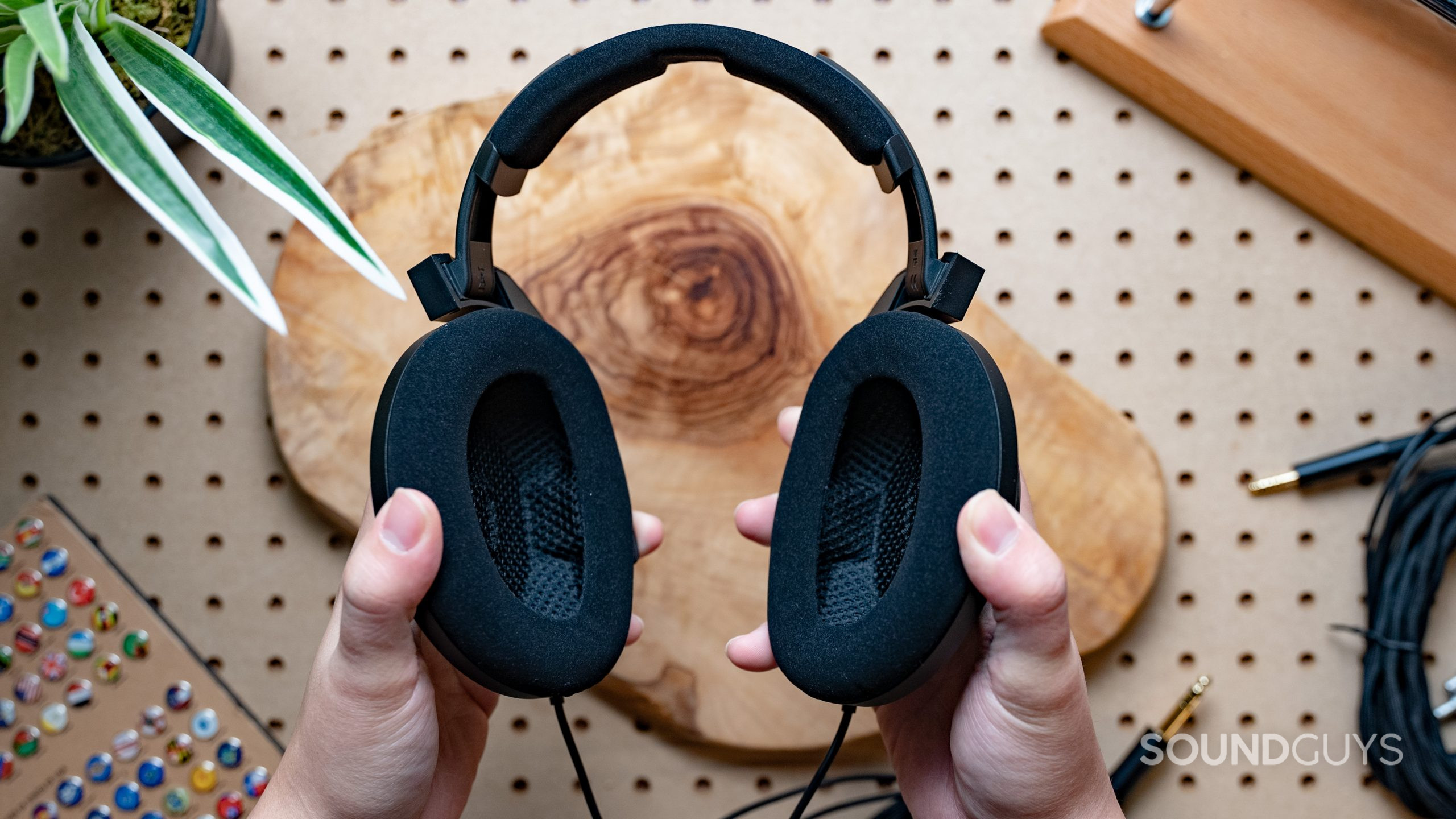 A photo of the Sennheiser HD 800 S and its velour earpads.