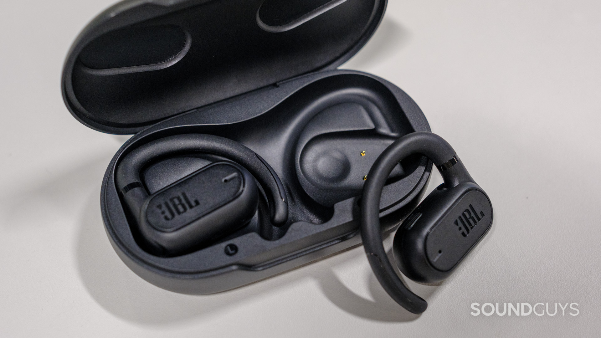 JBL Soundgear Sense launched with optional neckband and open design | In-Ear-Kopfhörer