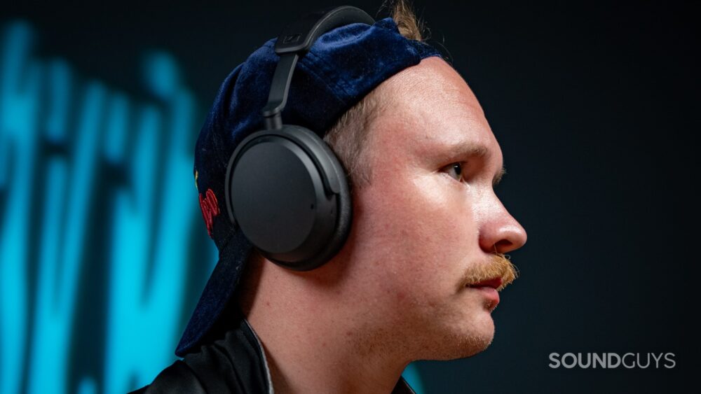 Sennheiser Accentum Wireless Review Soundguys