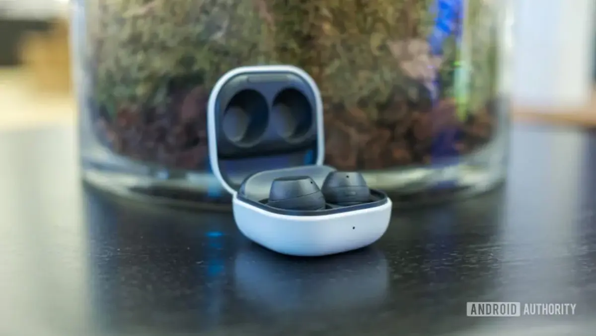 Samsung Galaxy Buds FE Graphite