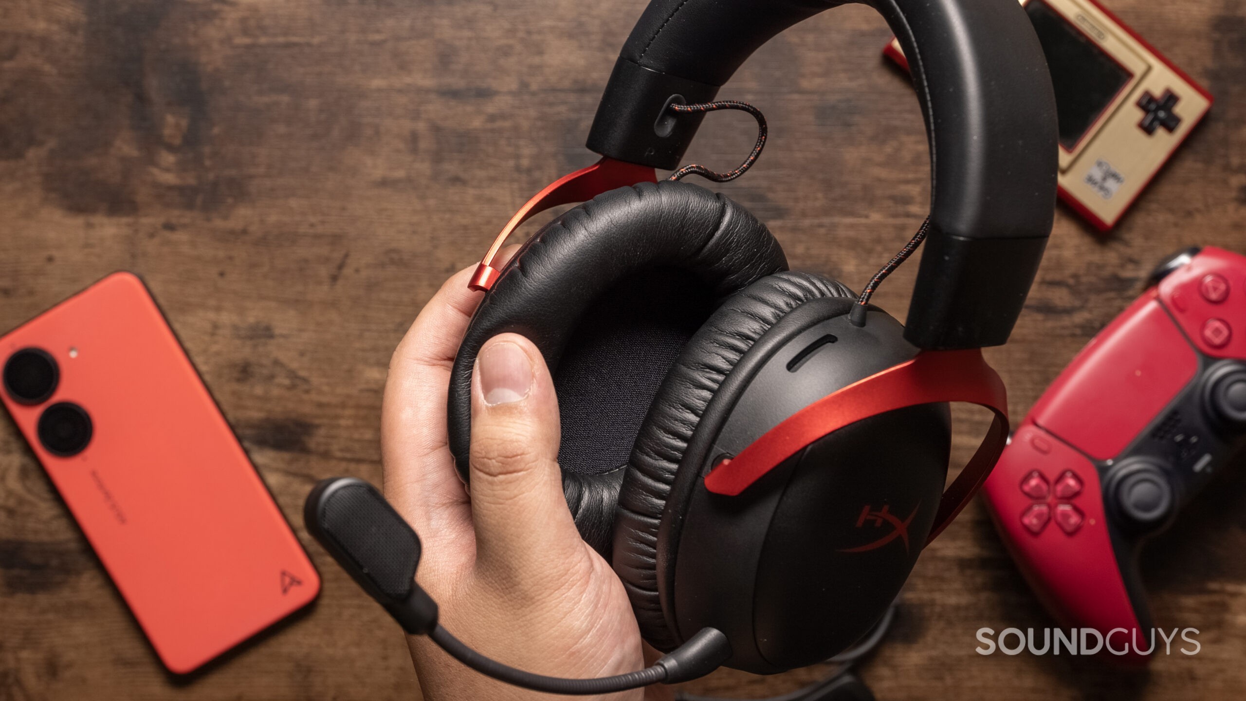 The HyperX Cloud III Wireless' deep earcups offer good isolation.