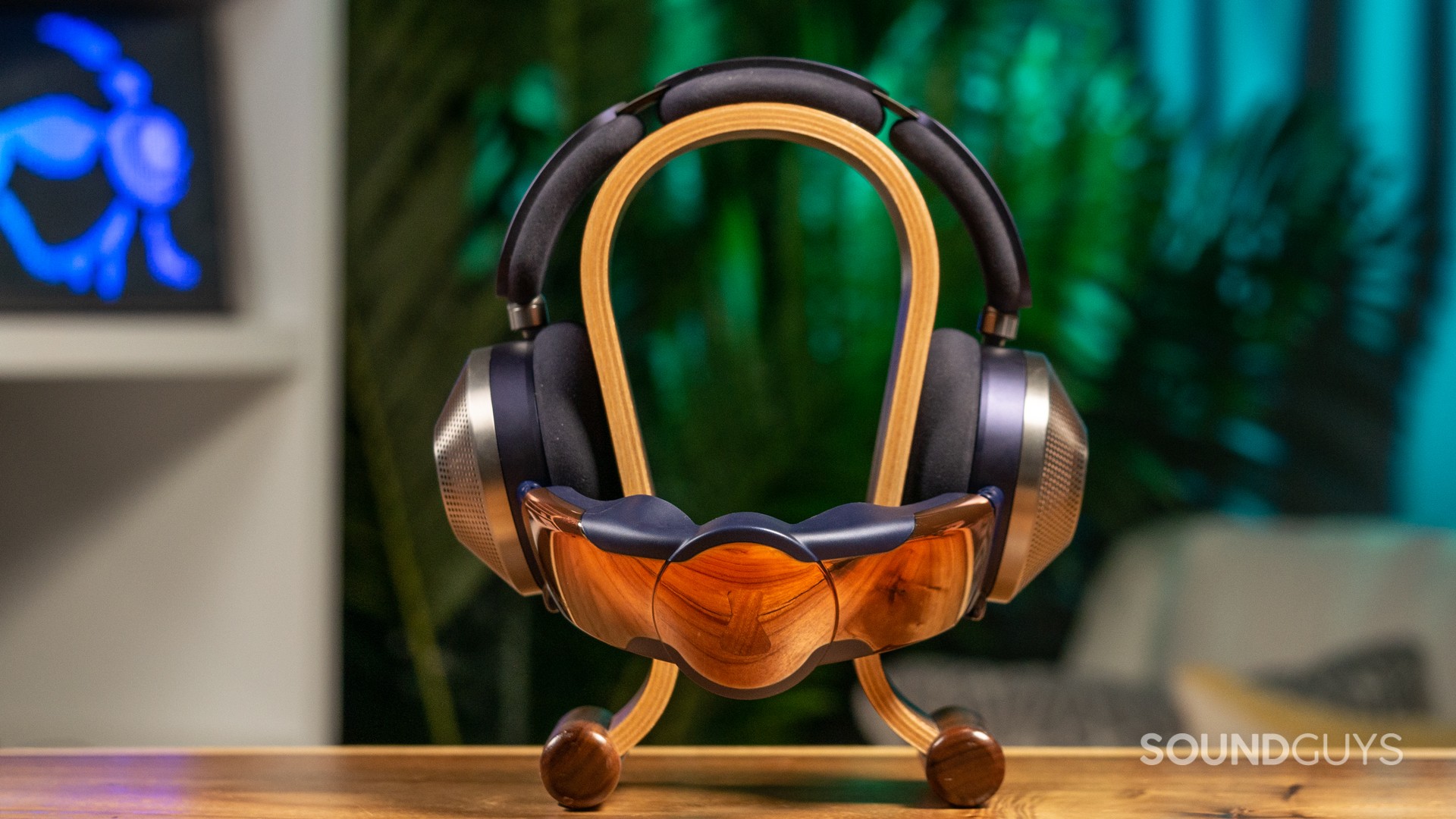 Best headphone stands for 2024 - SoundGuys