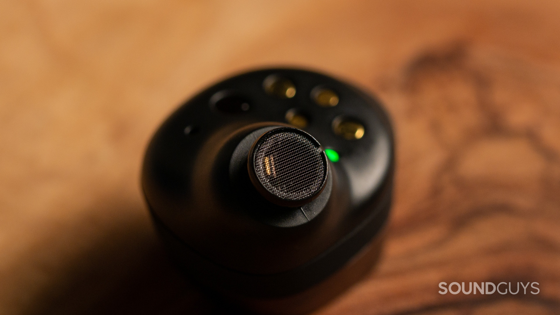 The nozzle of the Sennheiser MOMENTUM True Wireless 4.