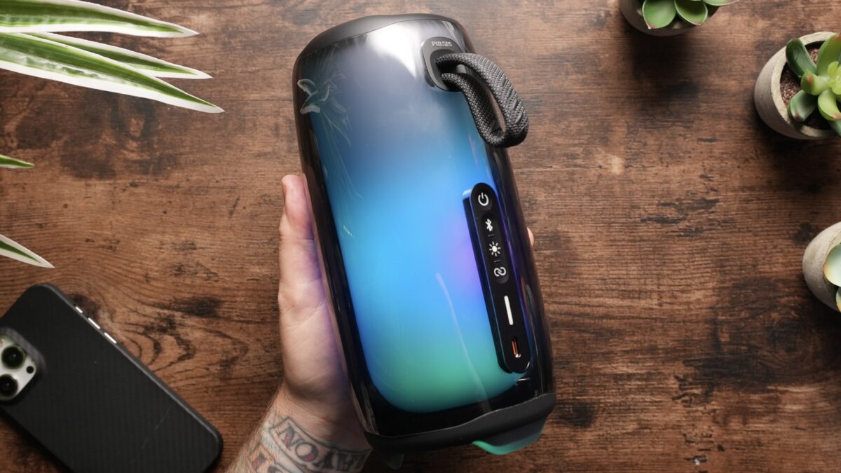 jbl pulse 5 vs charge 4