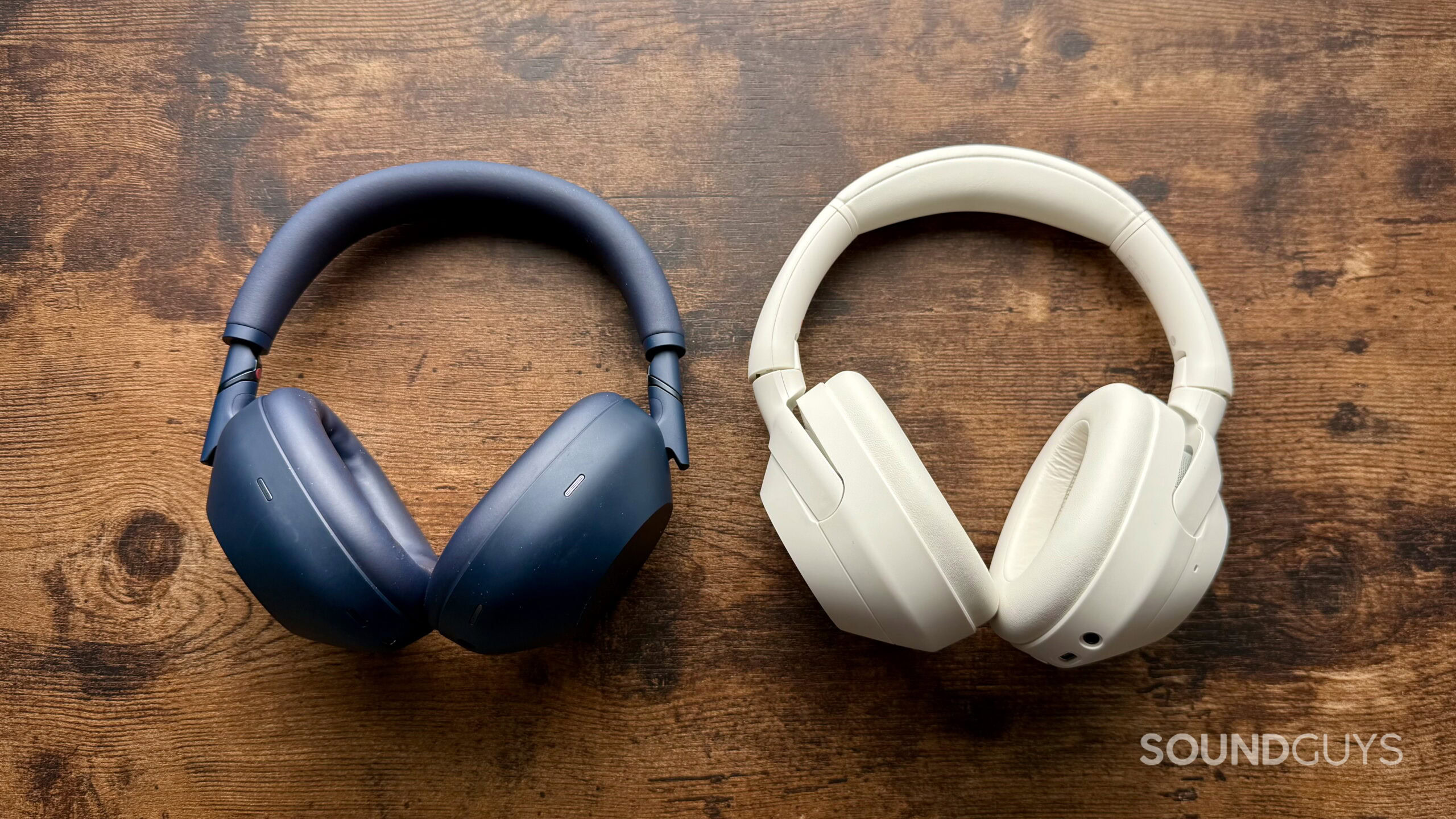 XM6 vs ULT - 7 Sony XM6 vs Sony ULT Wear headphones.