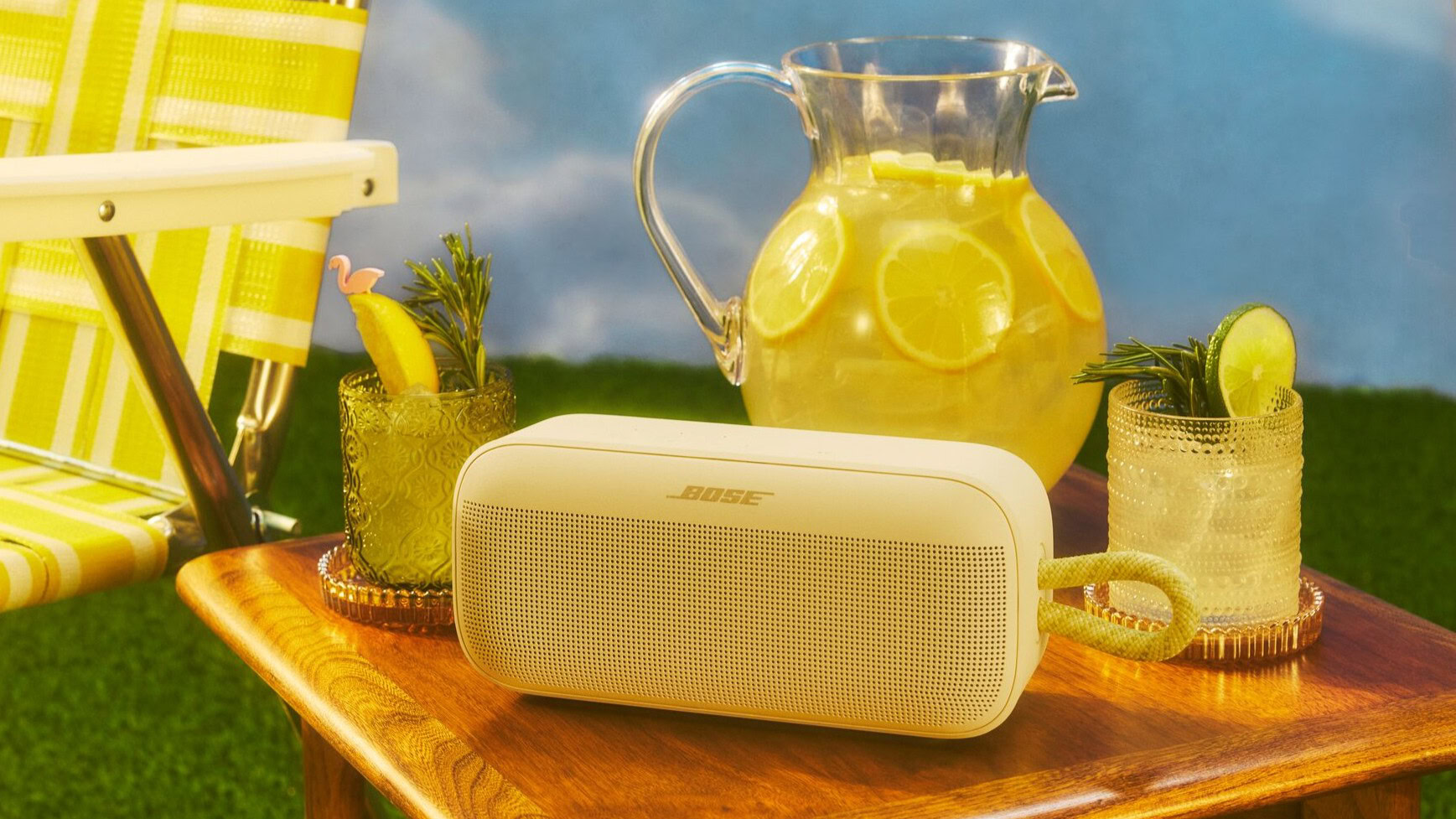 Bose_SoundLink Plus_Citrus Yellow_05 bose soundlink max