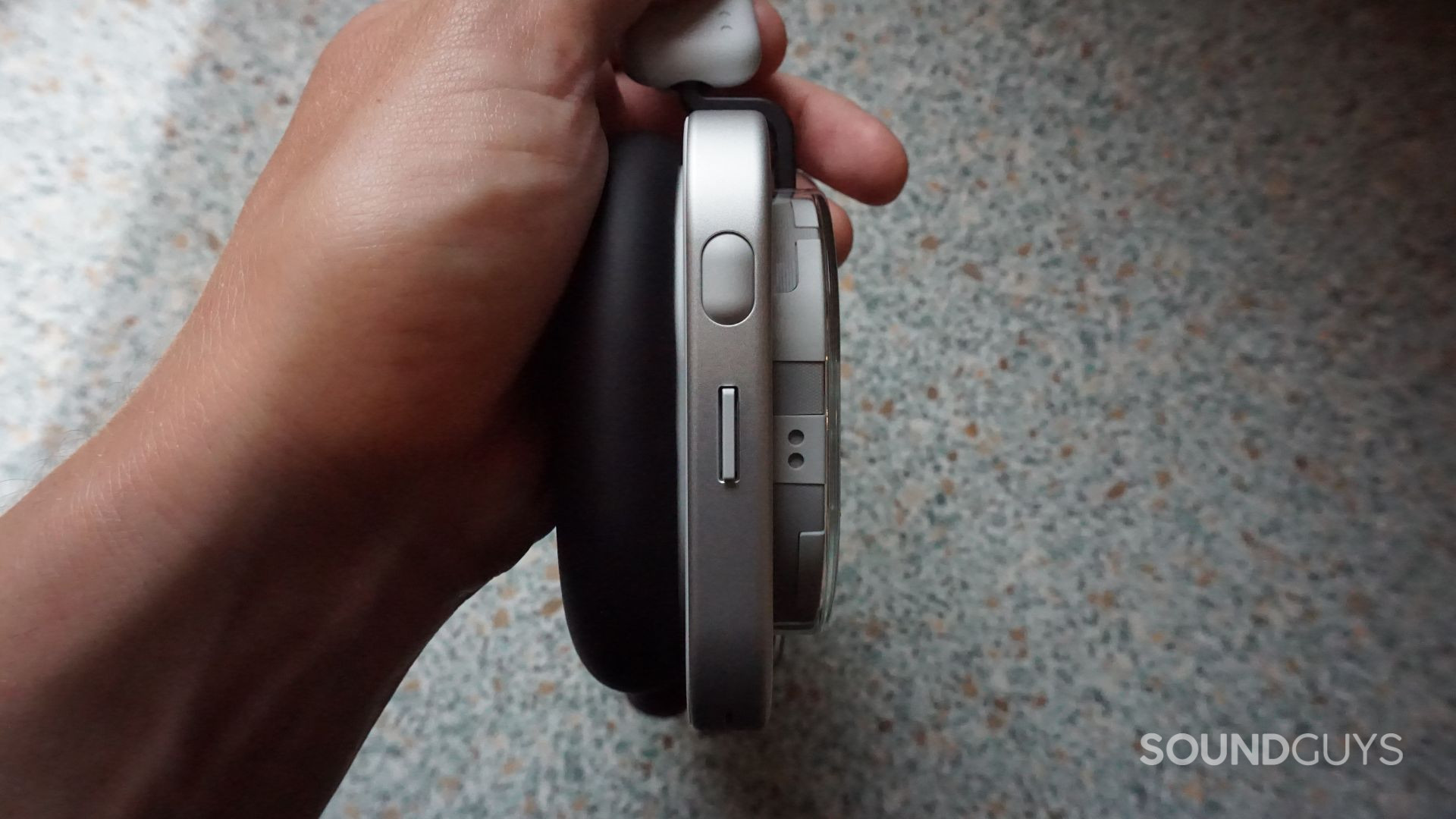 A photograph of the Nothing Headphone (1) controls.