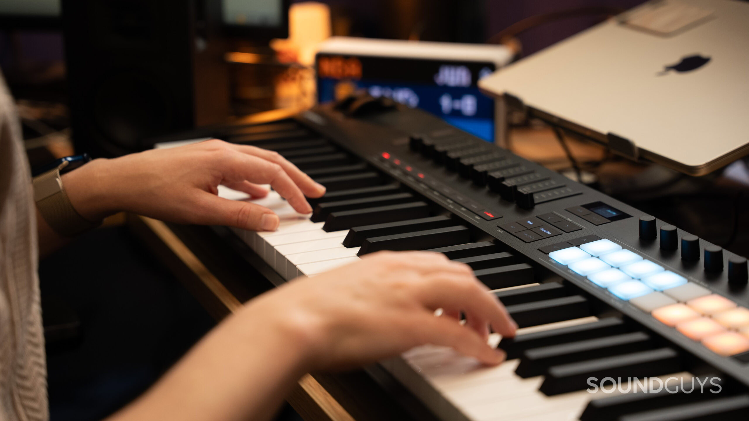 Novation Launchkey 61 MK4 playing Playing the Novation Launchkey 61 MK4 MIDI keyboard.