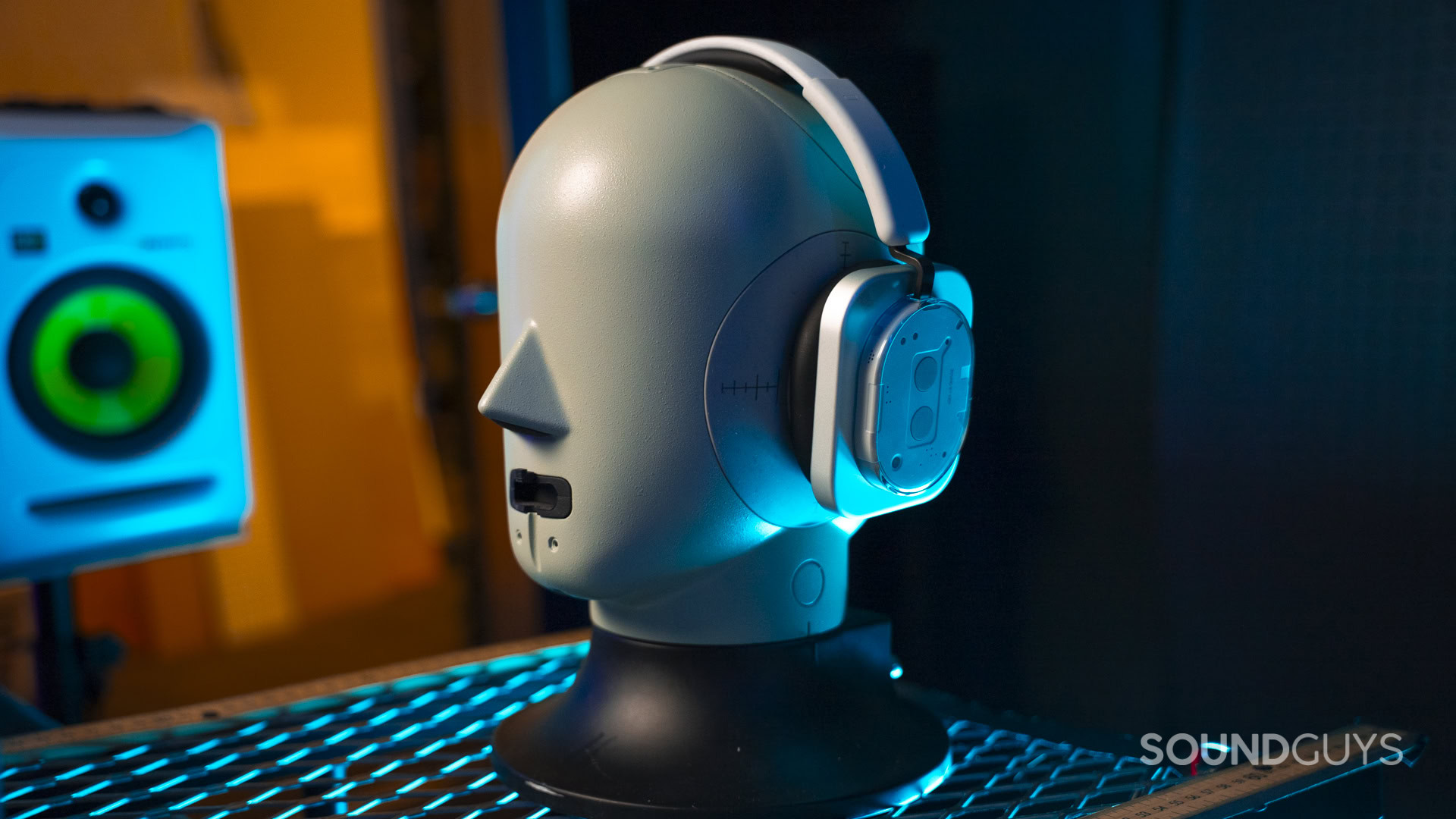 nothing-headphone-1-testing-head_3 Nothing Headphone (1) on testing head.