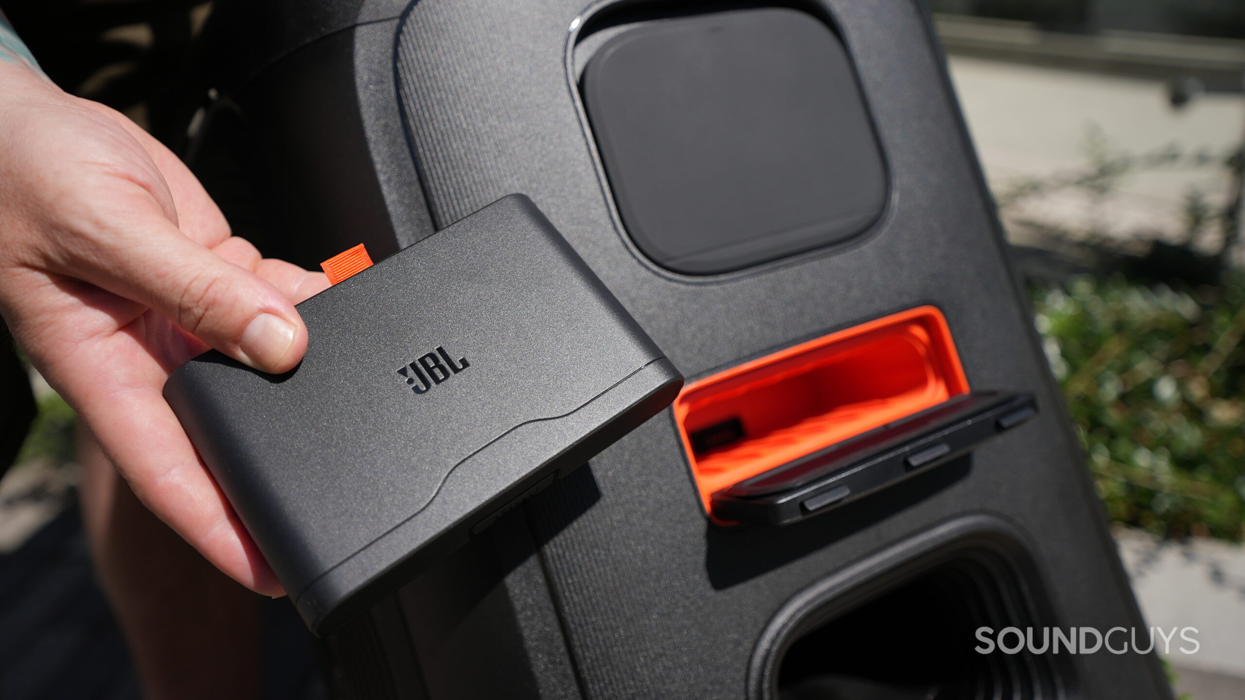 JBL PartyBox 520 replaceable battery