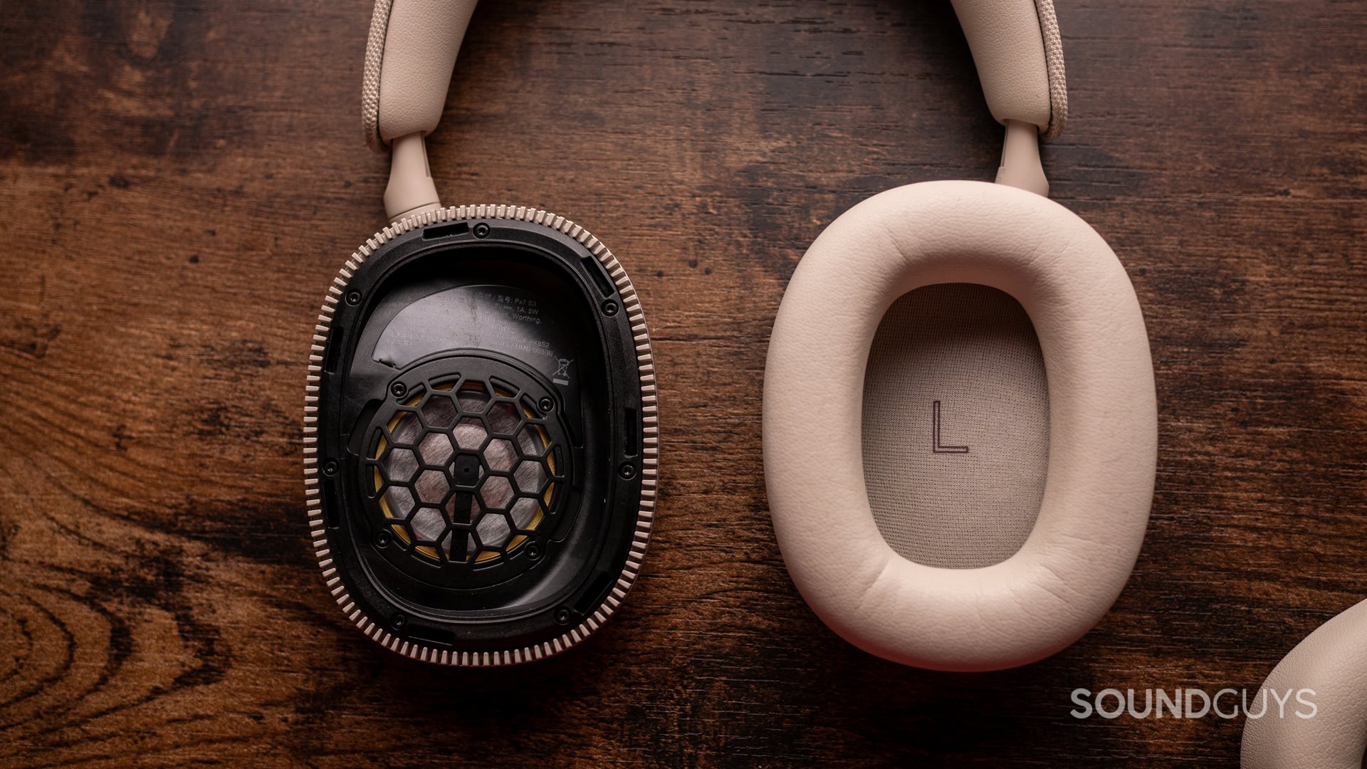 A top-down photo of the Bowers &amp; Wilkins PX7 S3 with one of its earpads off.