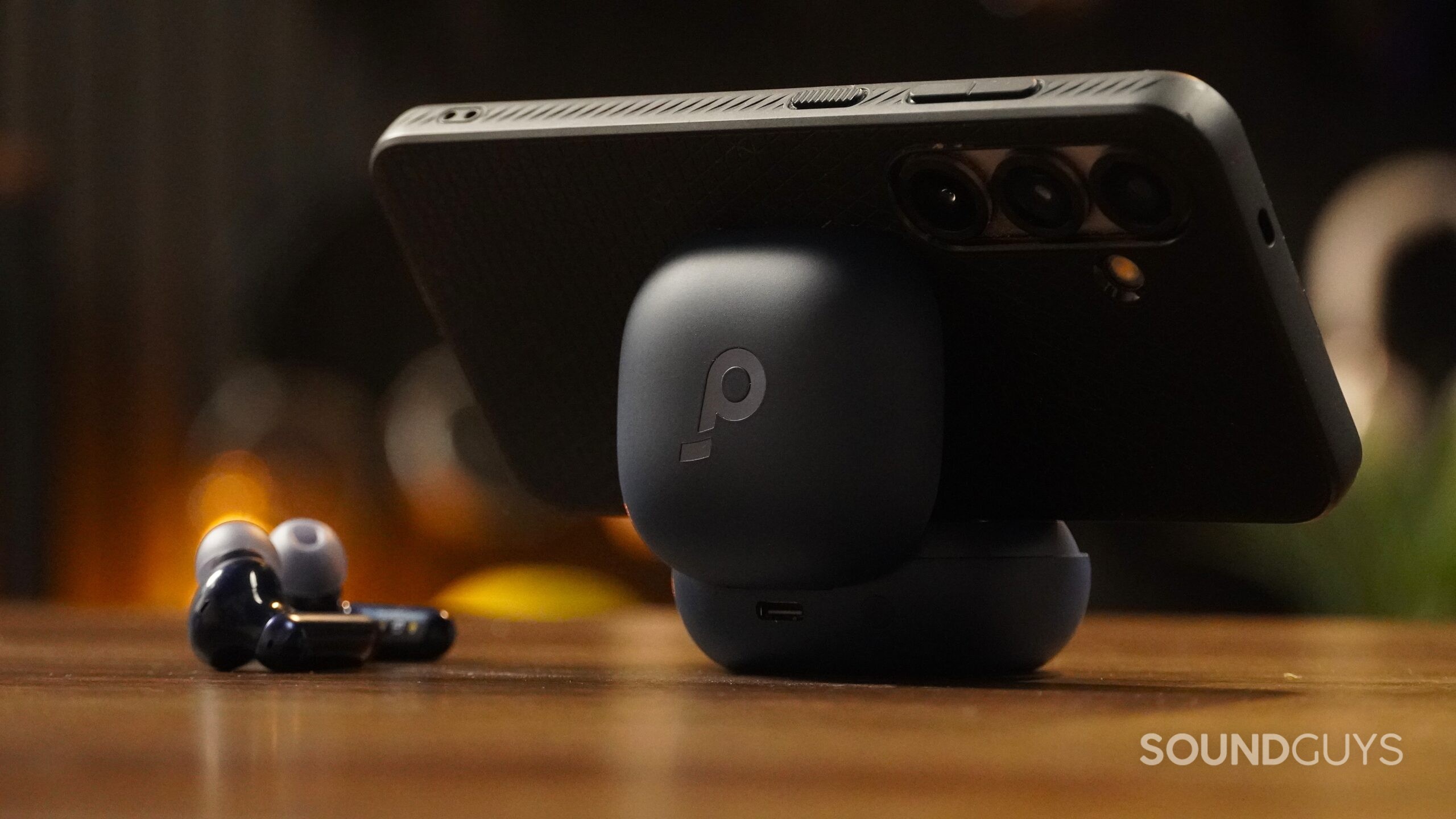 soundcore p40i phone stand backside soundcore p40i phone stand backside