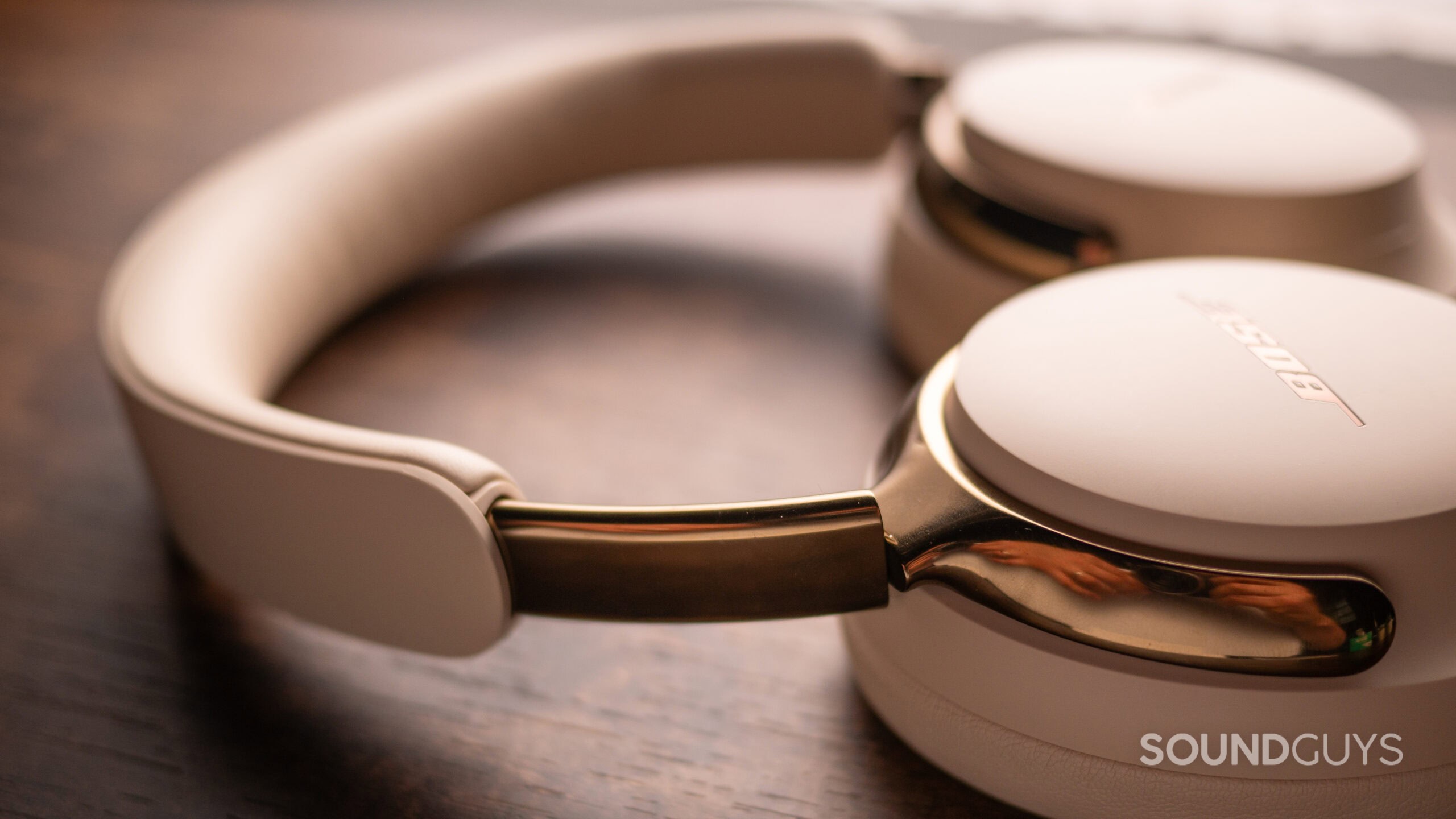 A close-up photo of the Bose QuietComfort Ultra (2nd Gen.)'s sliding band.