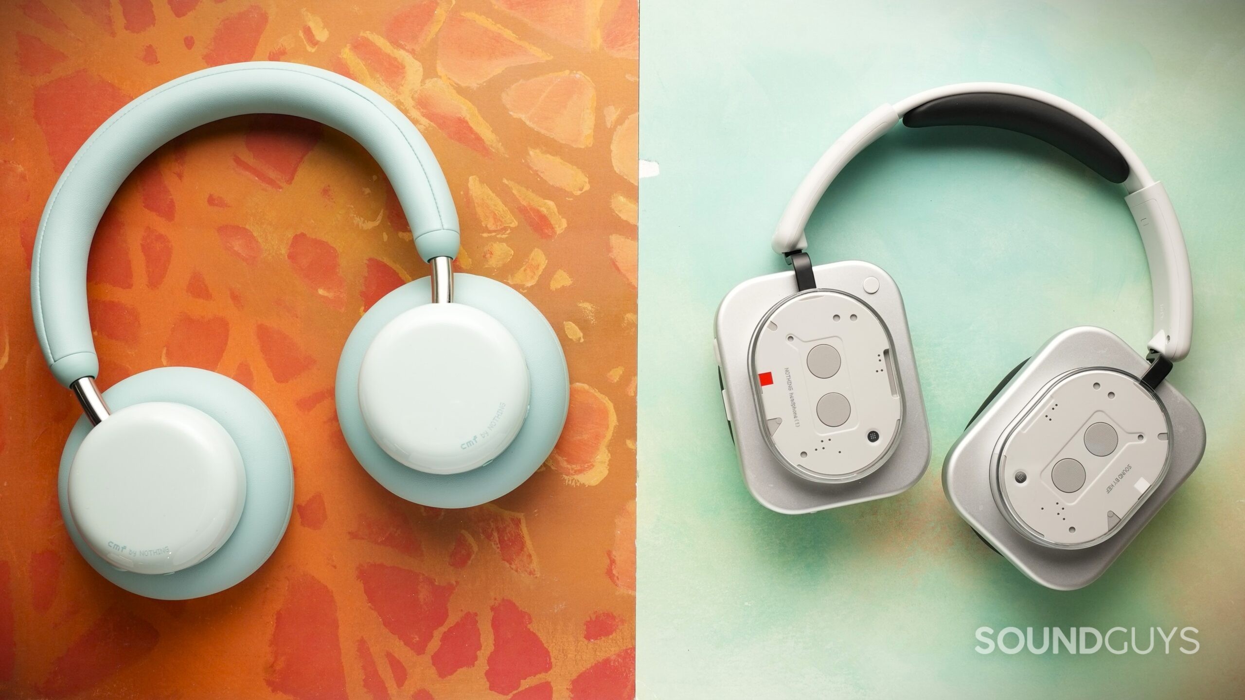 cmf headphone pro vs nothing headphone 1 cmf headphone pro beside the nothing headphone (1)