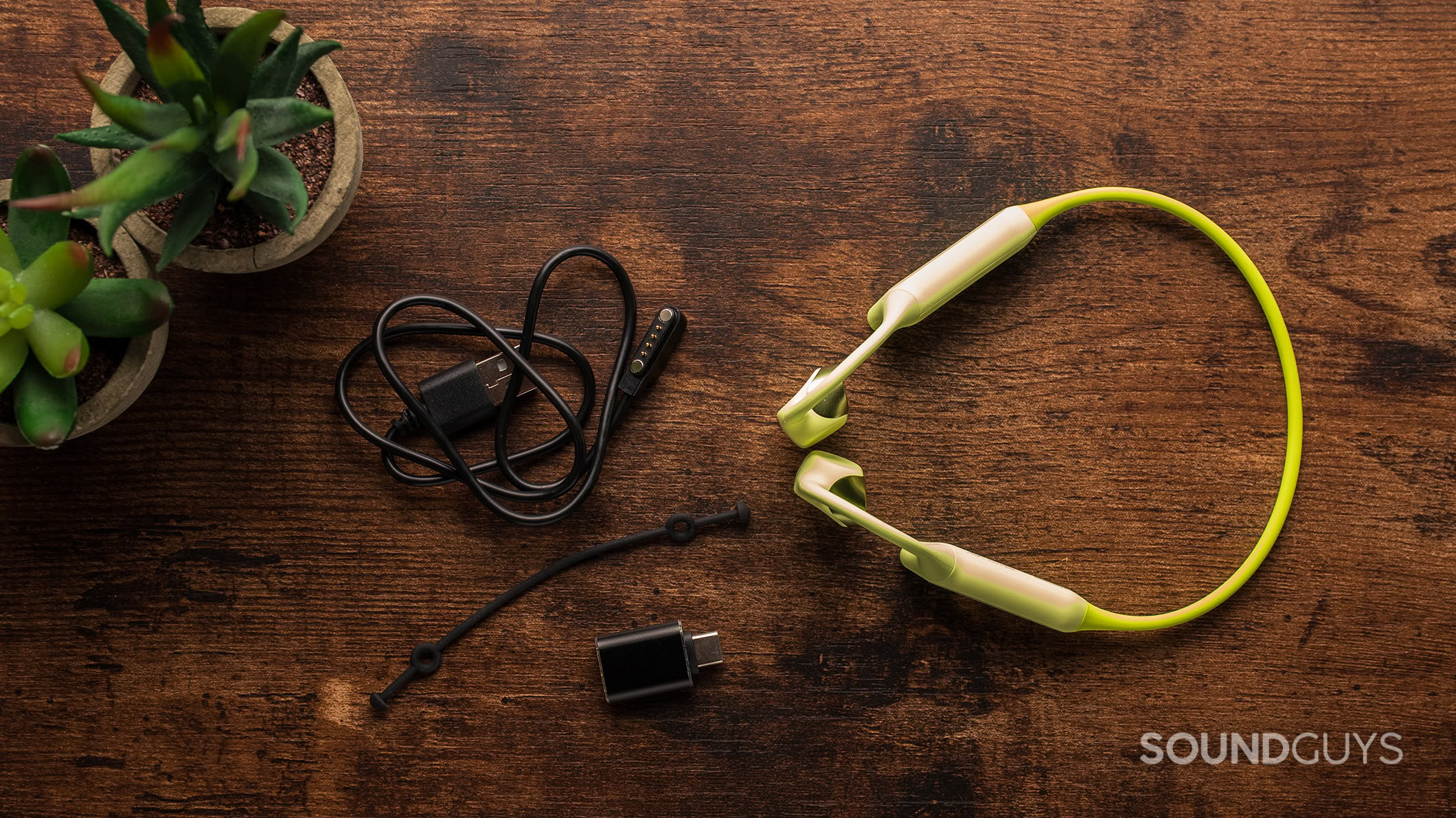 Langsdom AirWave Max headphone accessories.