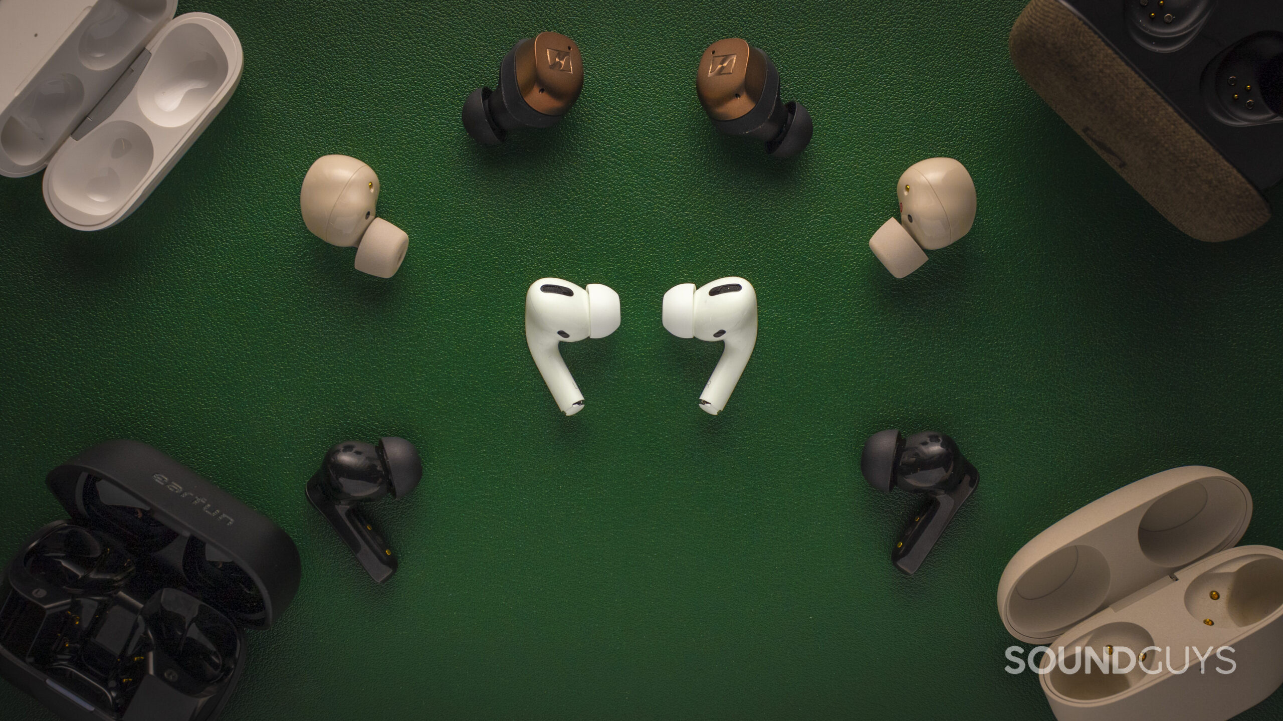 SG_Black Friday Earbuds 2025-1 wireless earbuds