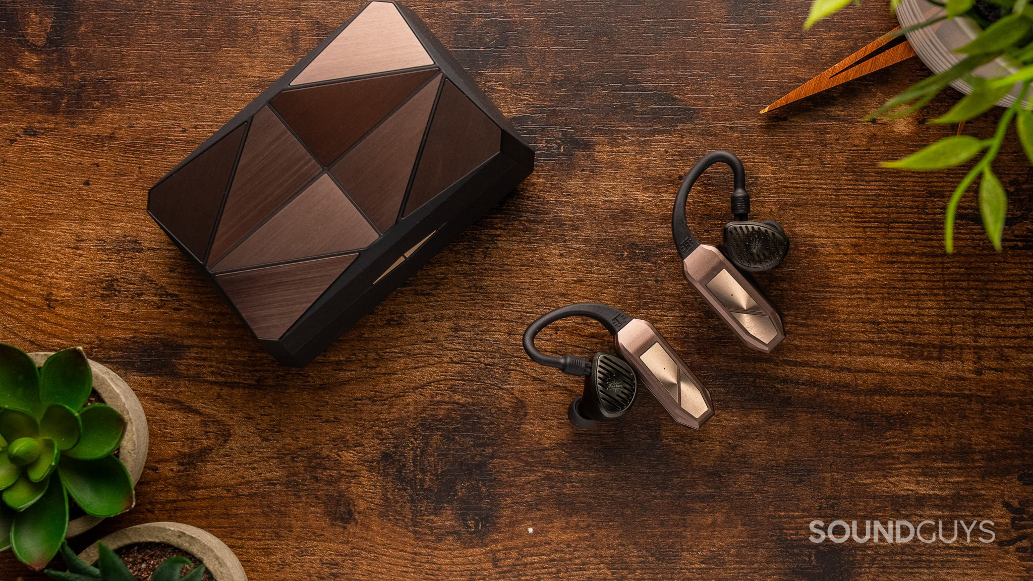 ifi Go Pod Max top down ifi Go Pod Max top down with the earhooks outside of the case.