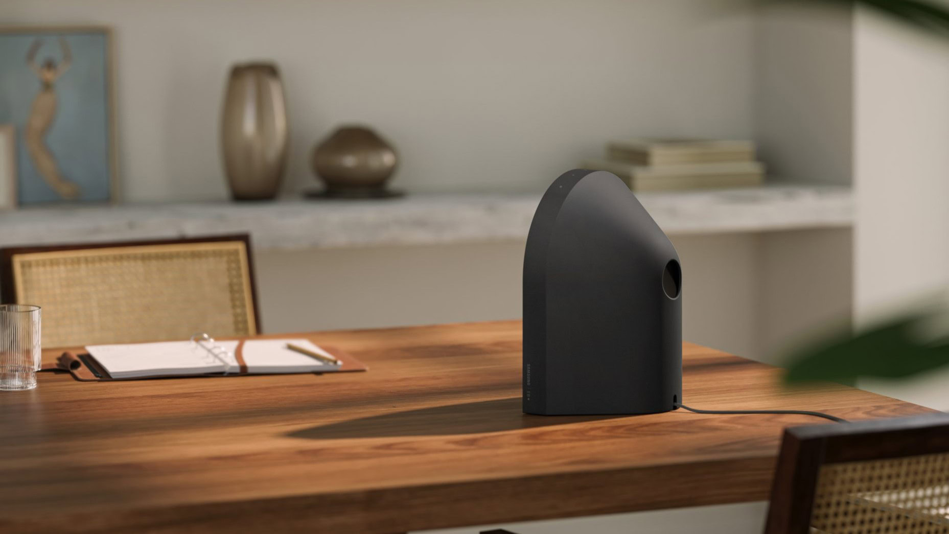 Music-Studio-Real-life-scenarios_03-LS50H_300DPI-scaled samsung music stuio speaker on desk