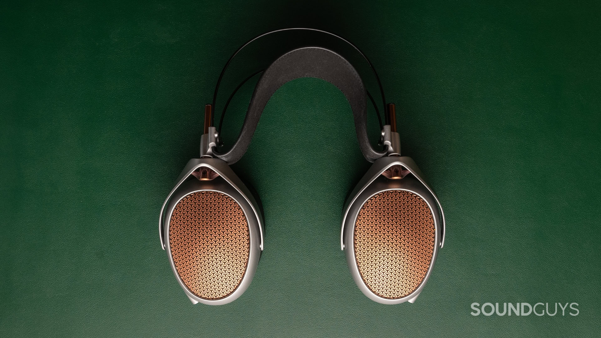 A top-down photo of the Meze Audio Poet.
