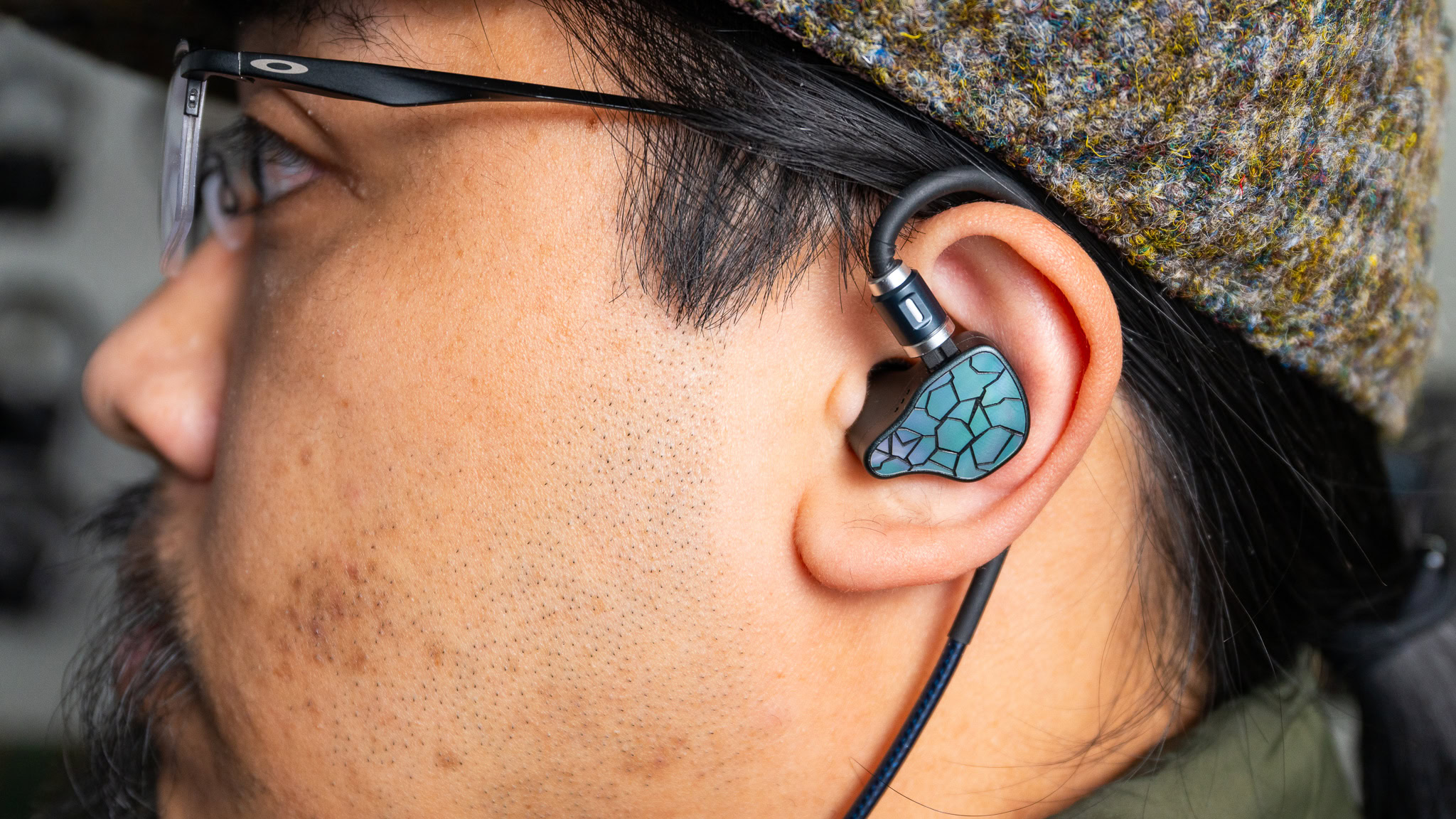 thieaudio Hype MK II worn