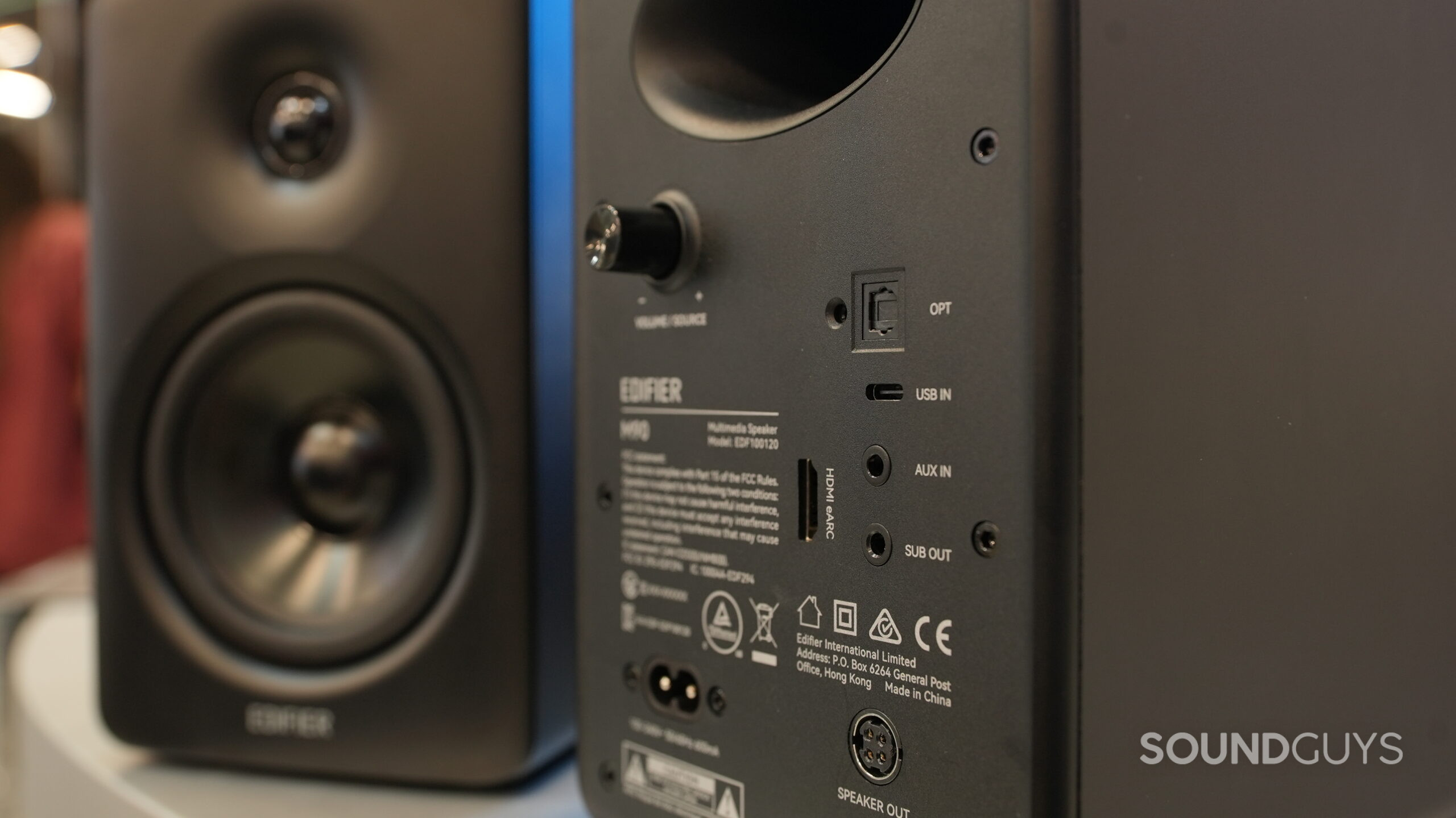 Edifier M90 speakers connectivity 2 Edifier M90 speaker