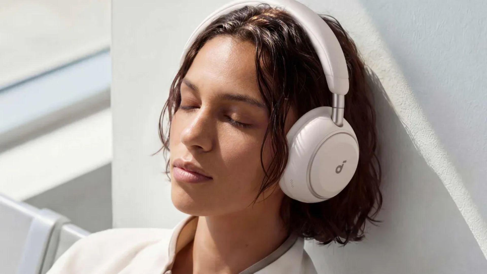 A screenshot of the white Anker Soundcore Space 2 being worn.