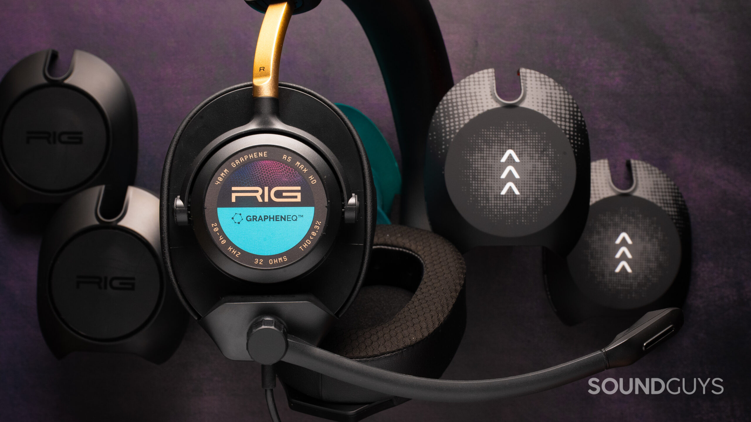 NACON RIG R5 SPEAR MAX HD ear cups.