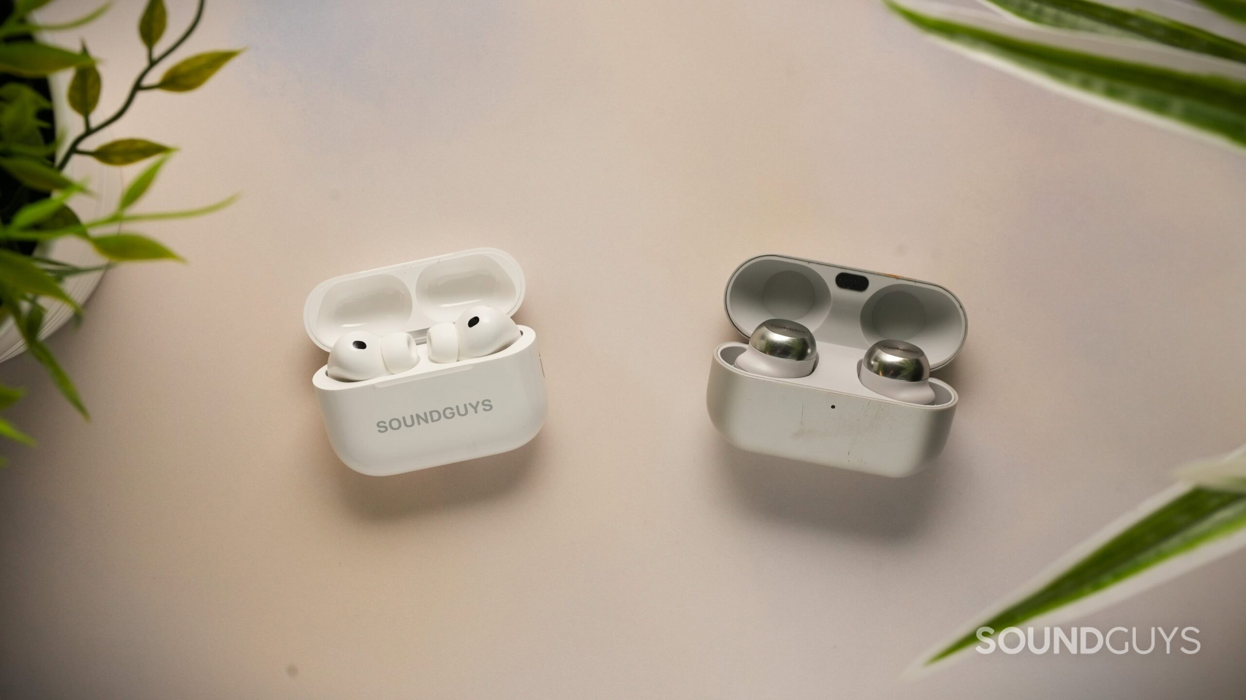 Apple AirPods Pro 3 vs Technics EAH-AZ100 - SoundGuys