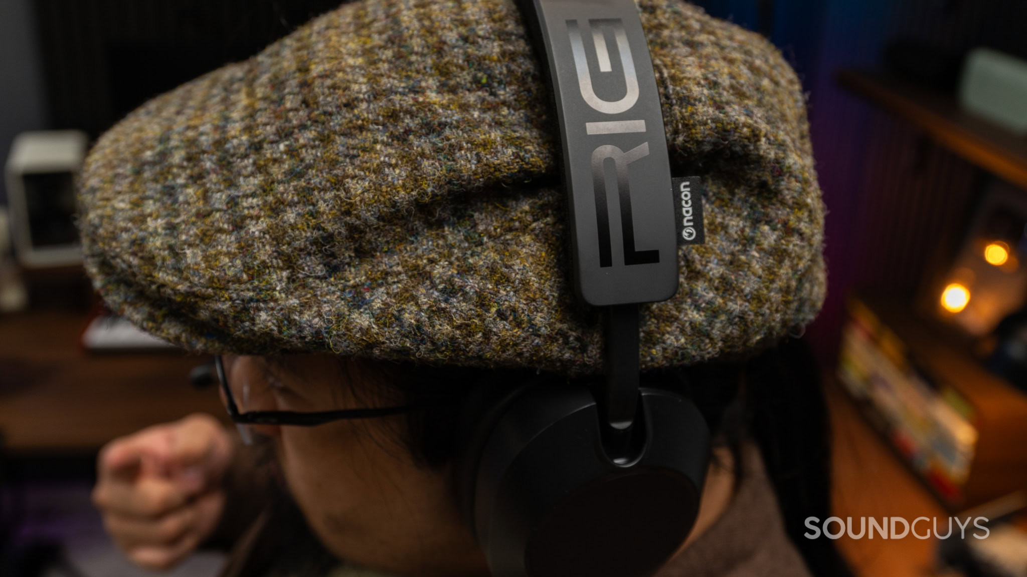 RIG R8 Pro HX headband close up RIG R8 Pro HX high shot of the headband with the RIG logo.