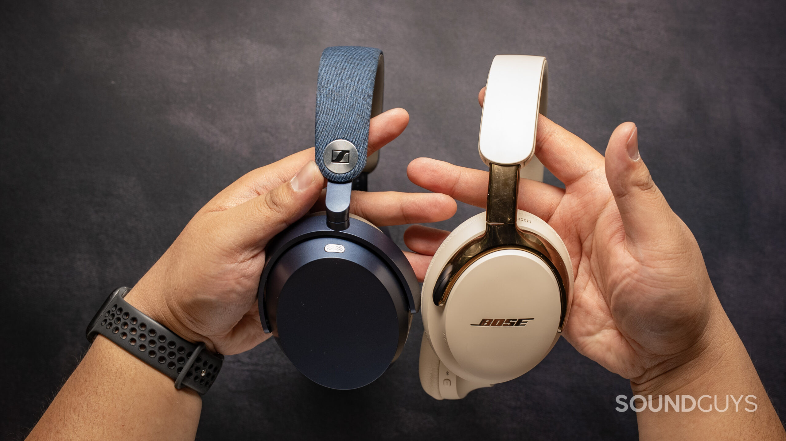 sennheiser momentum 5 wireless headphones vs. bose quietcomfort ultra headphones 2_side sennheiser momentum 5 wireless headphones vs. bose quietcomfort ultra headphones 2_side