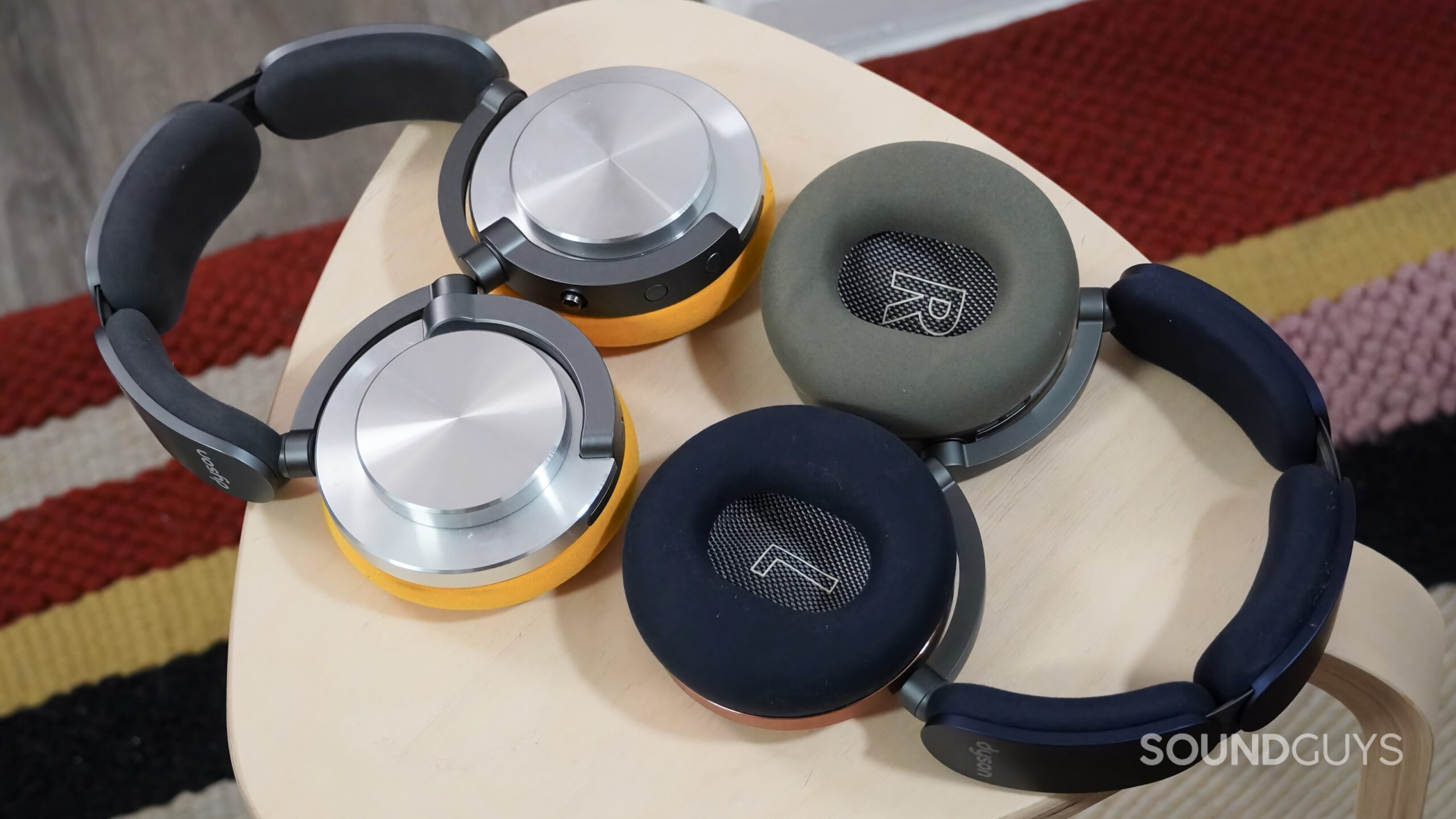 Dyson-OnTrac-5 Ear caps and cushions for the Dyson OnTrac.