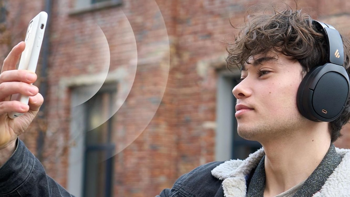 Edifier W80 Over Ear Headphones Press Image