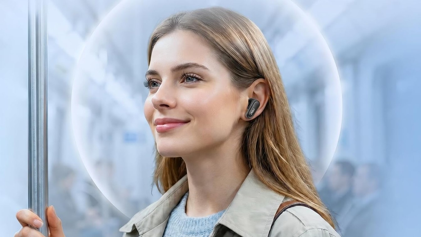 AOC Noise Cancelling Wireless Earbuds Press Image