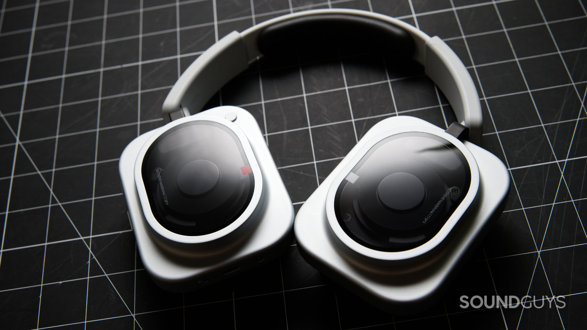 nothing headphone 1 pro backs A photo of the Nothing Headphone (1) Pro's glass backs.